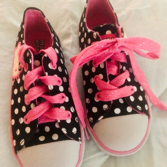 Shoes Hello Kitty toddler girls new size 9M laces fabric upper black - Picture 2 of 4